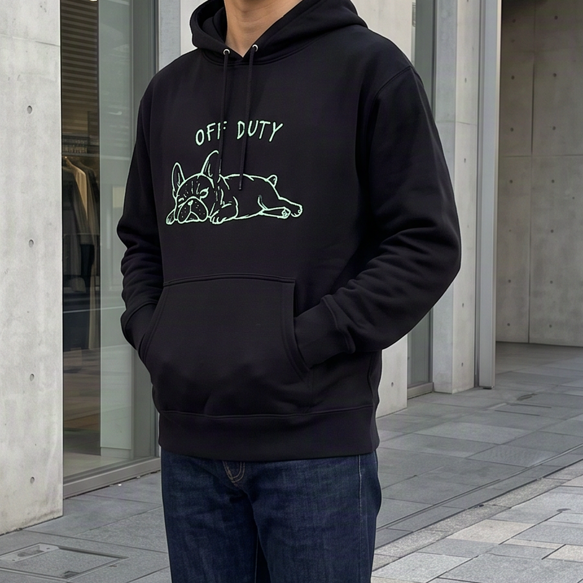 OFF DUTYパーカー ブラック 着用 男性